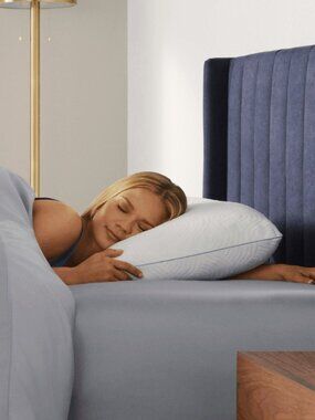 (1) One NEW Tempur-Pedic Queen Bed Cooling Pillow Memory Foam 24"x16"x5" SEALED